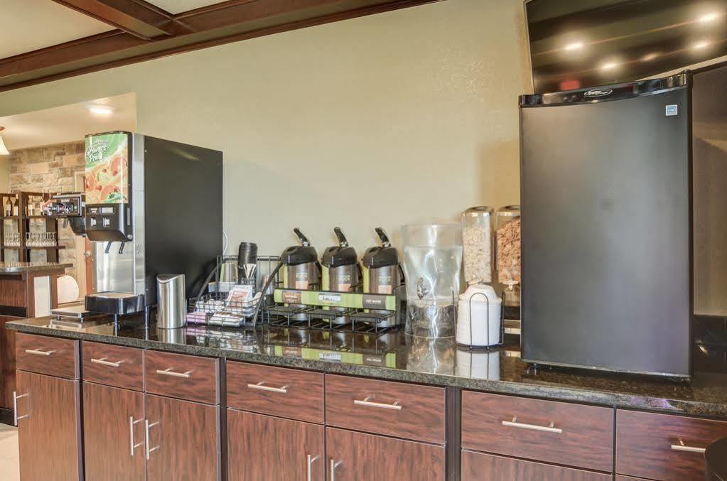 Cobblestone Inn & Suites - Lakin Luaran gambar
