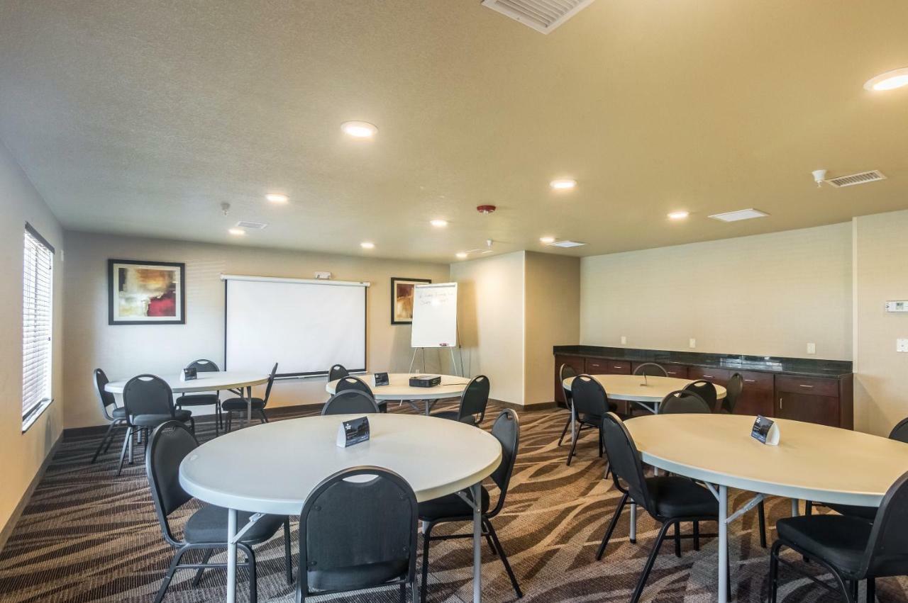 Cobblestone Inn & Suites - Lakin Luaran gambar