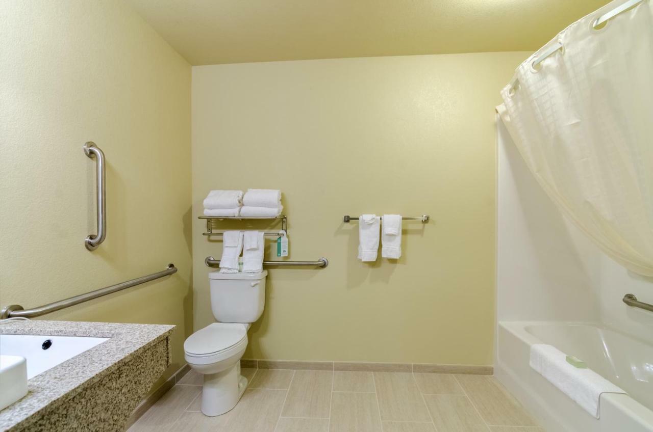 Cobblestone Inn & Suites - Lakin Luaran gambar